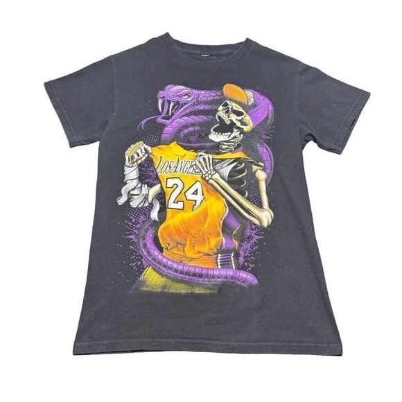 Los Angeles Lakers Kobe Bryant 24 Mamba Skeleton T Shirt Mens S NBA Basketball - Picture 1 of 9